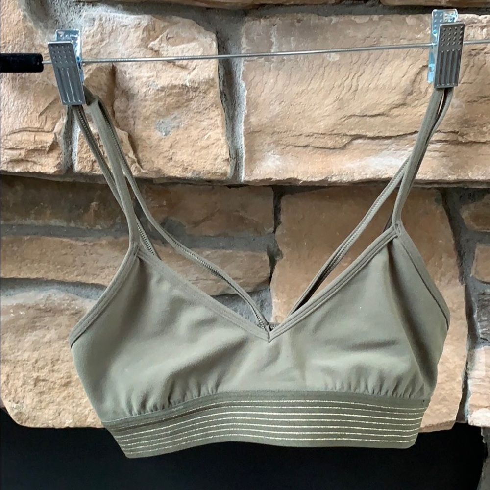 Lululemon strapped sports bra size 2